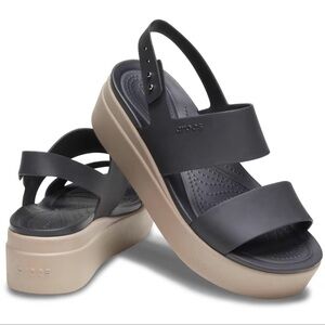 Crocs Brooklyn Low Wedge Sandals, Black & Mushroom, Size 9, NWT